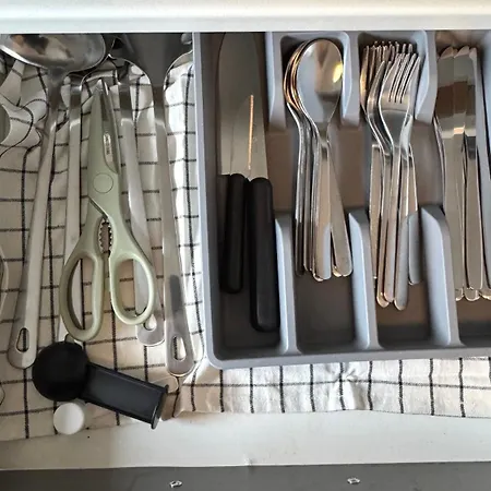 Dutti's - I 2 I 4 Beds I Kitchen I Wifi I Tv I Parking I Autobahn *